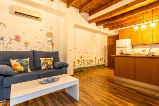 APARTAMENTO PATIO ANDALUZ EN SEVILLA - Sevilla - 2