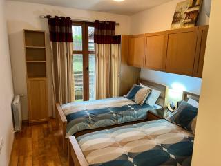 Wood Apartment in Mountain View Complex - 3