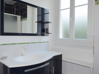 Spacieux appartement à Évian-les-Bains avec balcon et garage - FR-1-498-48 - Évian-les-Bains - 3