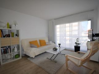 Arcachon : T2 moderne à 2 pas de la plage avec balcon, WiFi, parking et TV cinéma - FR-1-420-71 - Arcachon - 7