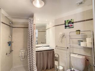 Appartement F2 Climatisé avec Terrasse et Parking à 700m des Thermes de Lamalou Les Bains - FR-1-451-121 - Lamalou-les-Bains - 1