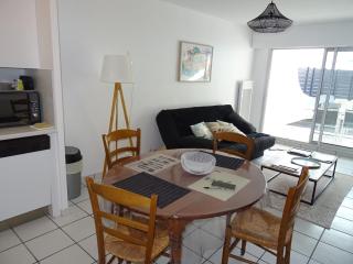 T2 Rénové avec Terrasse à 200m de la Plage, Proche Commerces - Les Sables-d'Olonne - FR-1-92-814 - Les Sables-dʼOlonne - 7