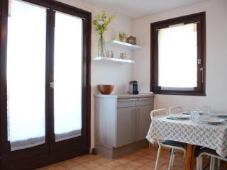 Appartement cosy au calme avec terrasse, parking, et internet à Évian - FR-1-498-15 - Évian-les-Bains - 4