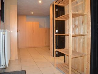 Holiday Home in Verviers with Pool - Verviers - 4