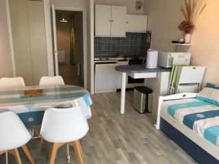Fort-Mahon-Plage: Studio balcon, équipements complets, parking privé - FR-1-482-12 - 9