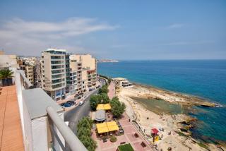 Epic Views Seafront 2-bedroom Sliema penthouse - 4
