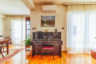 GuestHost - Ressmann 1 - 10 min from Teatro Rossetti - 5