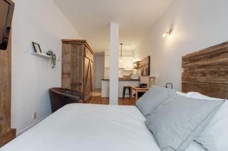 Initial / La cabine / Québec - 1