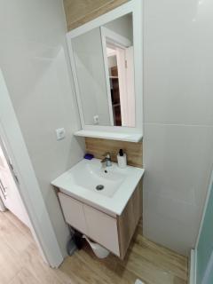 Dvori E11 Hilltop - 1