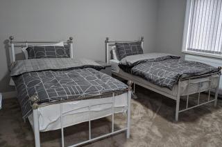Modernised 4 Bedroom Property Close To City Centre, Harehills Lane - Roundhay - 4