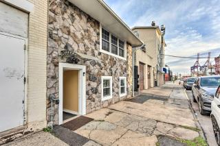 Quaint New Jersey Getaway - Walk to Parks! - 8