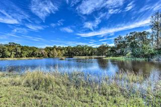 Brookside Waterfront Home with Kayaks and Deck! - Jacksonville - 9