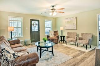 Beautiful Clarkesville Home about 8 Mi to Helen! - Clarkesville - 0