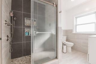 Unit 2 Beach block Sleeps 20 Ocean Views - Ventnor City - 5