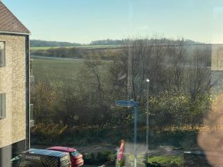 Exquisite & Contemporary 2 Bed Apartment w Parking 10 mins walk to Papworth, Addenbrookes hospitals & Bio Medical Campus - Trumpington - 2