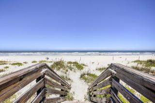 Walk to Beach: New Smyrna Beach Abode w/ BBQ! - 9