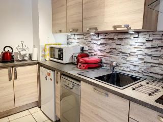 Studio à deux pas de la plage, proche commerces avec Wifi et équipements complets - FR-1-361-40 - 8