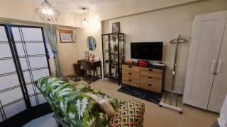 Lucky East Serin with Netflix DisneyPlus FreeCoffeeTea & Recliner - Tagaytay - 9