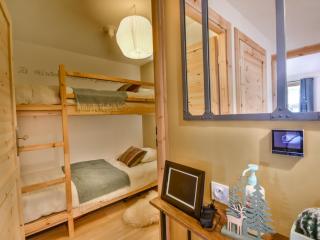 T2 cabine avec terrasse, parking et WIFI proche des pistes - FR-1-685-54 - 8