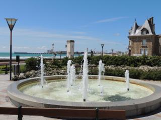 Appartement T2 rénové face mer avec balcon, à 150m de la plage et 300m des commerces - FR-1-92-611 - Les Sables-dʼOlonne - 1
