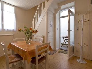 Maison de pêcheur typique à 400m du quai, proche plage, animaux bienvenus, WiFi en option - FR-1-92-671 - Les Sables-dʼOlonne - 8