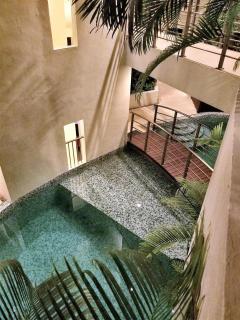 Stunning 1 Bedroom 1 Bathroom Modern Condo Few Blocks To The Beach And 5th Avenue - Playa del Carmen - 5