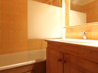Appartement spacieux, 6 pers, skis aux pieds, balcon, parking, Val-Cenis - FR-1-508-84 - Lanslevillard - 6