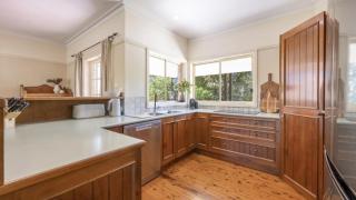 Treetop Retreat - Yamba - 4