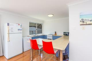 Rainbow Tides - Rainbow Beach - 4