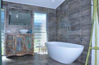 Surf N Earth - Rainbow Beach - 1