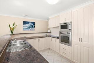 11 Seashells - Nelson Bay - 3