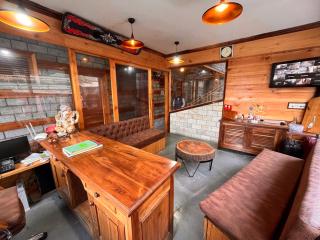 Valley of Gods - Scenic River & Mountain View Hotel in Manali - Manāli - 3