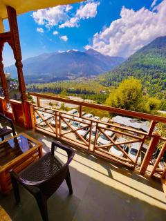 Valley of Gods - Scenic River & Mountain View Hotel in Manali - Manāli - 0