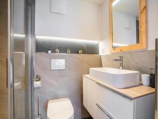 Flat with whirlpool near the Wildkogel ski area - Neukirchen am Grossvenediger - 3