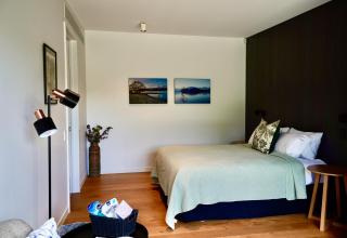 Pisa House Lakefront Boutique B&B - 1