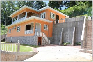 Exotic Guest House - Praslin - 0