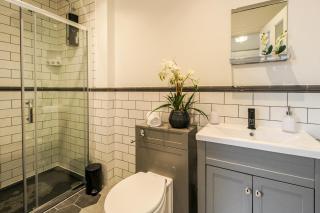 Spacious, Elegant City Centre Apartment with FREE WIFI - Nottingham - 7