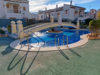 Casa Chloe, urbanización privada - Torrevieja - 9