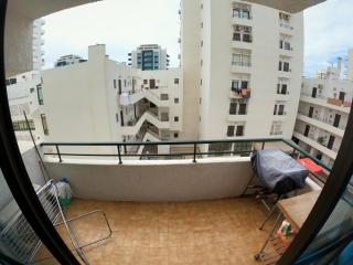 Algarve, modern T1 apartment with balcony, Quarteira - 1