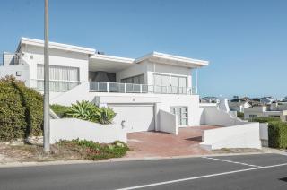 13 on Main Beach Flat - Yzerfontein - 8