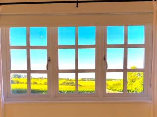 Idyllic Country Retreat with Gorgeous Views, Large Detached Cottage - 9