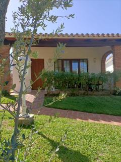 Tottam Art & Healthy Garden - Malaga - 9