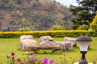 Mount Crest Holiday Bungalow - 7