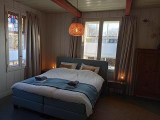 B&B Suyder Cogge - 1