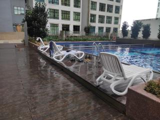 5 mins to MidValley Netflix 3Bedroom - 1