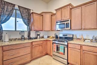 Cozy Mtn-View Vail Home with Heated Pool! - Vail - 1