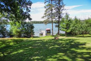 Cabin Getaway with Private Dock, Walk to Trail! - Nevis - 8