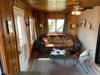 Lava Hideout Cabins - 6