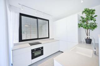 Stylish Oasis 2BR near the beach by HolyGuest - Tel Aviv - 2