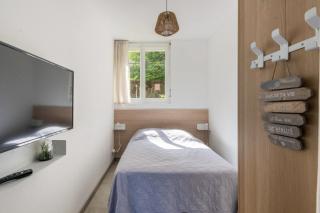 La Maisonnette Du Parc - Le Creusot - 9